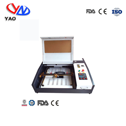 स्वचालित Co2 लेजर उत्कीर्णन ऐक्रेलिक एनग्रेवर