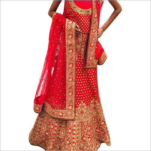 इंडियन लेडीज़ मॉडर्न लहंगा