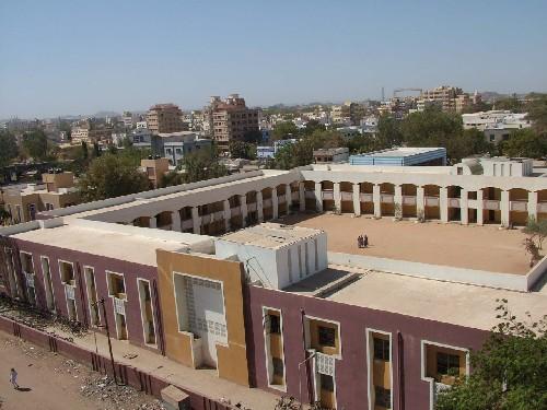 इंदिराबाई गर्ल्स हाइ स्कूल, भुज