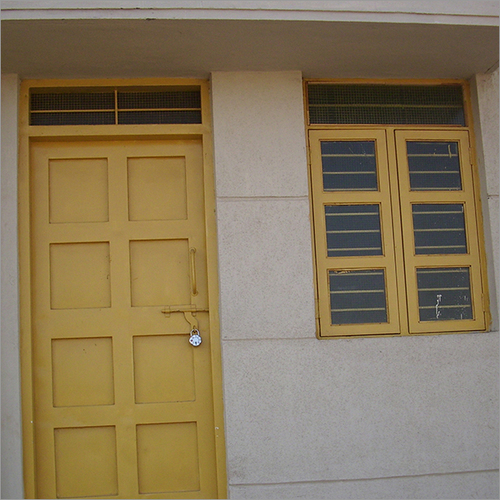 दरवाजे और खिड़कियां