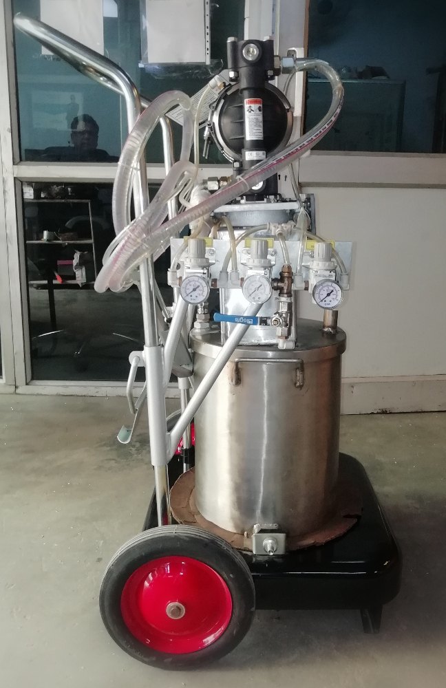 Graphite Spray System