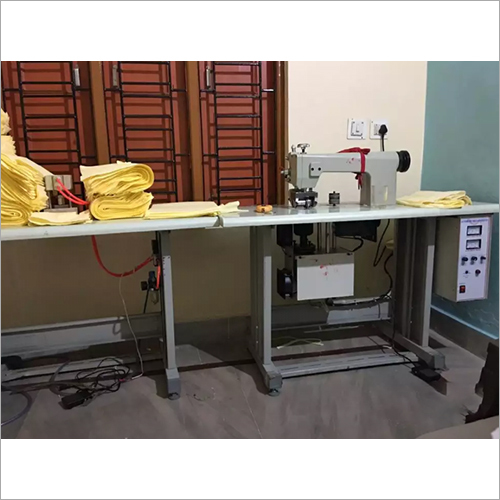 Semi Automatic Non Woven Carry Bag Making Machine