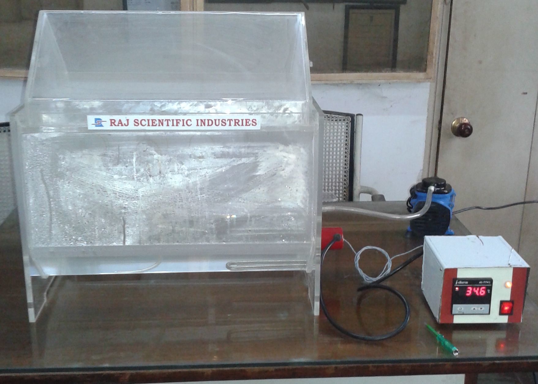 Salt Spray Test Chamber - 100 Ltrs Capacity, Programmable Control Mode , Rugged Design With Corrosion Resistant Finish