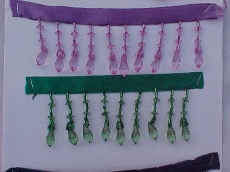 क्रिस्टल बीडेड लेस