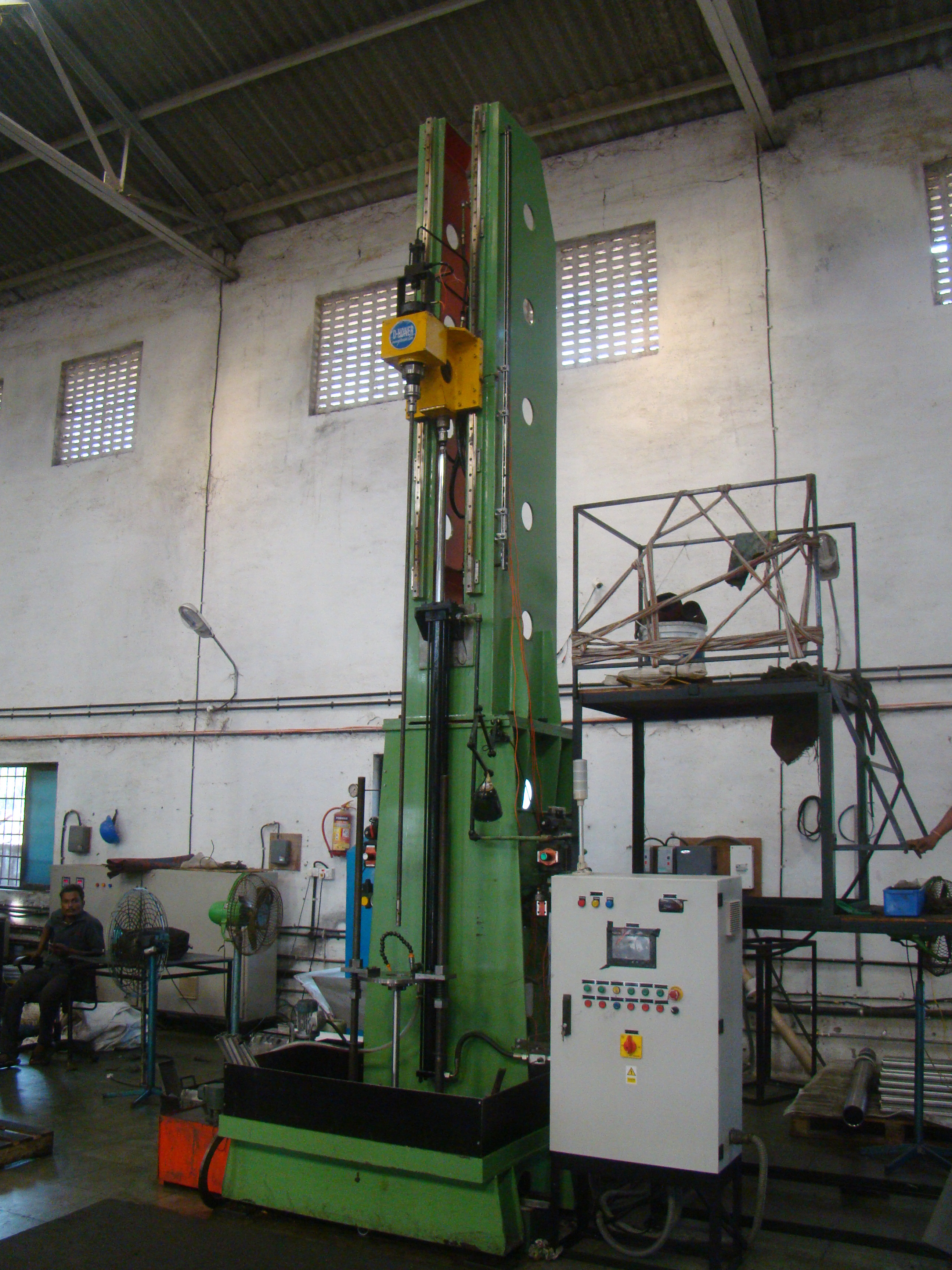 Green Extra Long Vertical Honing Machine