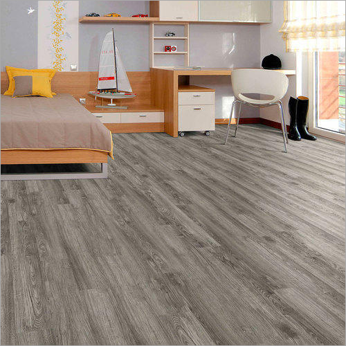 मैट विनील फ़्लोरिंग