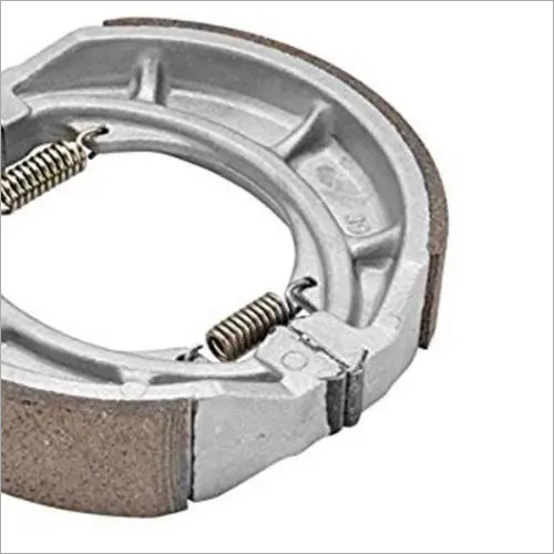 ऑटोमोटिव स्पेयर पार्ट्स