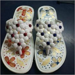 महिलाओं की चप्पलें