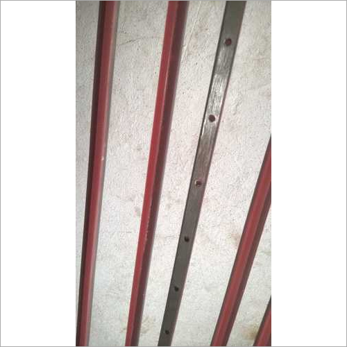 मेटल स्क्रेपर पट्टी