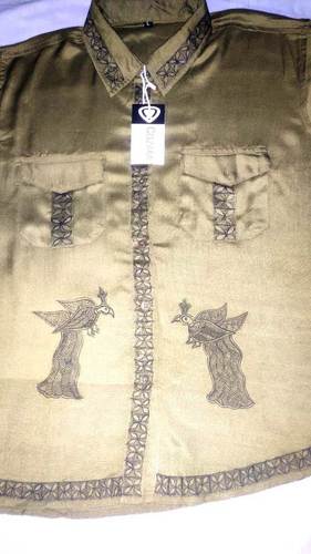 Women Solid Casual Spread Shirt Mithila Painted Hand Made