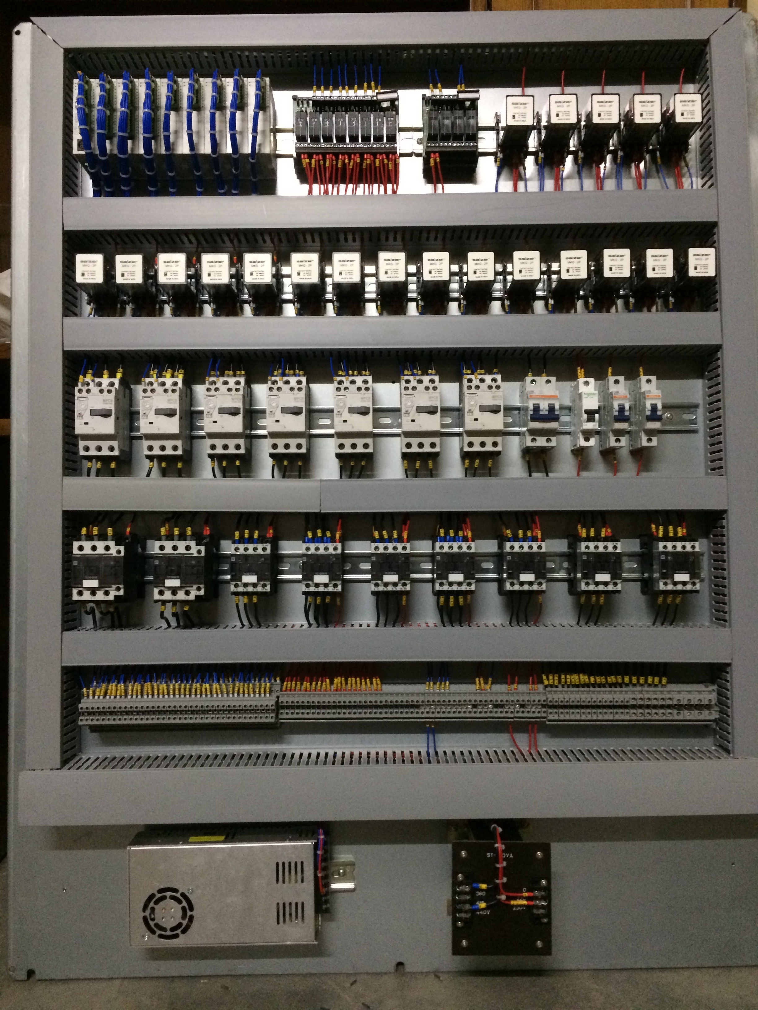 Plc Control Panel Frequency (Mhz): 50 To 60 Hertz (Hz)
