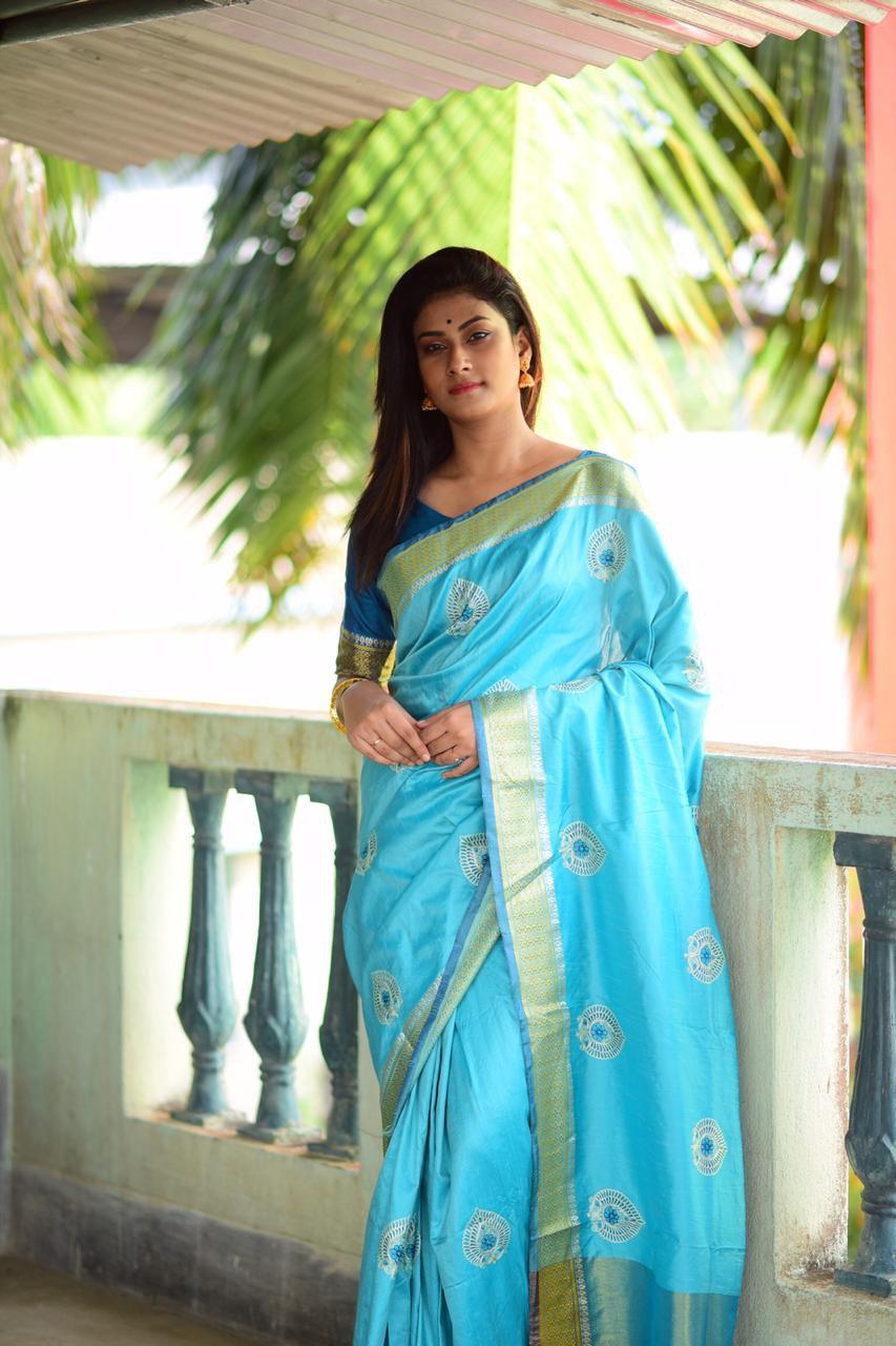 Multy Desinger Raw Silk Sarees
