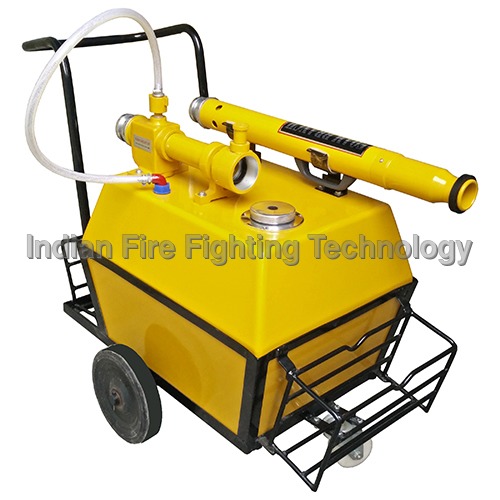 Mobile Foam Unit - 100 Ltr Frp Body, Golden Yellow Color, 100-250 Ltr Loading Capacity