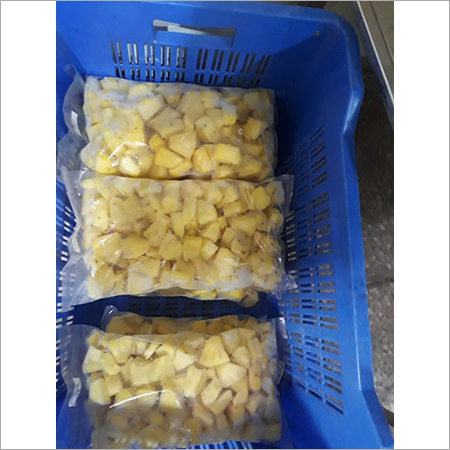Frozen Pineapple Tibet - Whole Pineapple Chunks , Expertly Carved and Packaged for Optimal Freshness and Convenience