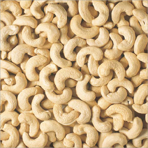W240 Cashew Nut - Raw Nut, 10-20mm Size Range, Off-white Color, 3-5% Moisture Content | Bulk Bags Packaging, 12 Months Shelf Life, Ideal For Snacking, Baking, Culinary Uses