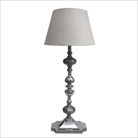 टेबल लैंप