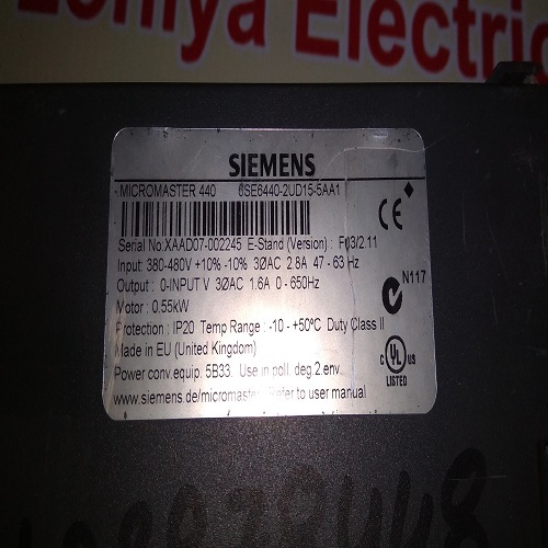 Siemens Ac Drive 6se6440-2ud15-5aa1