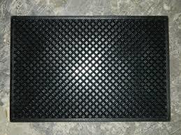 Diamond Design Mat - Superior Quality Rubber Excellent Traction And Easy Cleaning Anti-slip Surface For Ramps And Marine Areas
