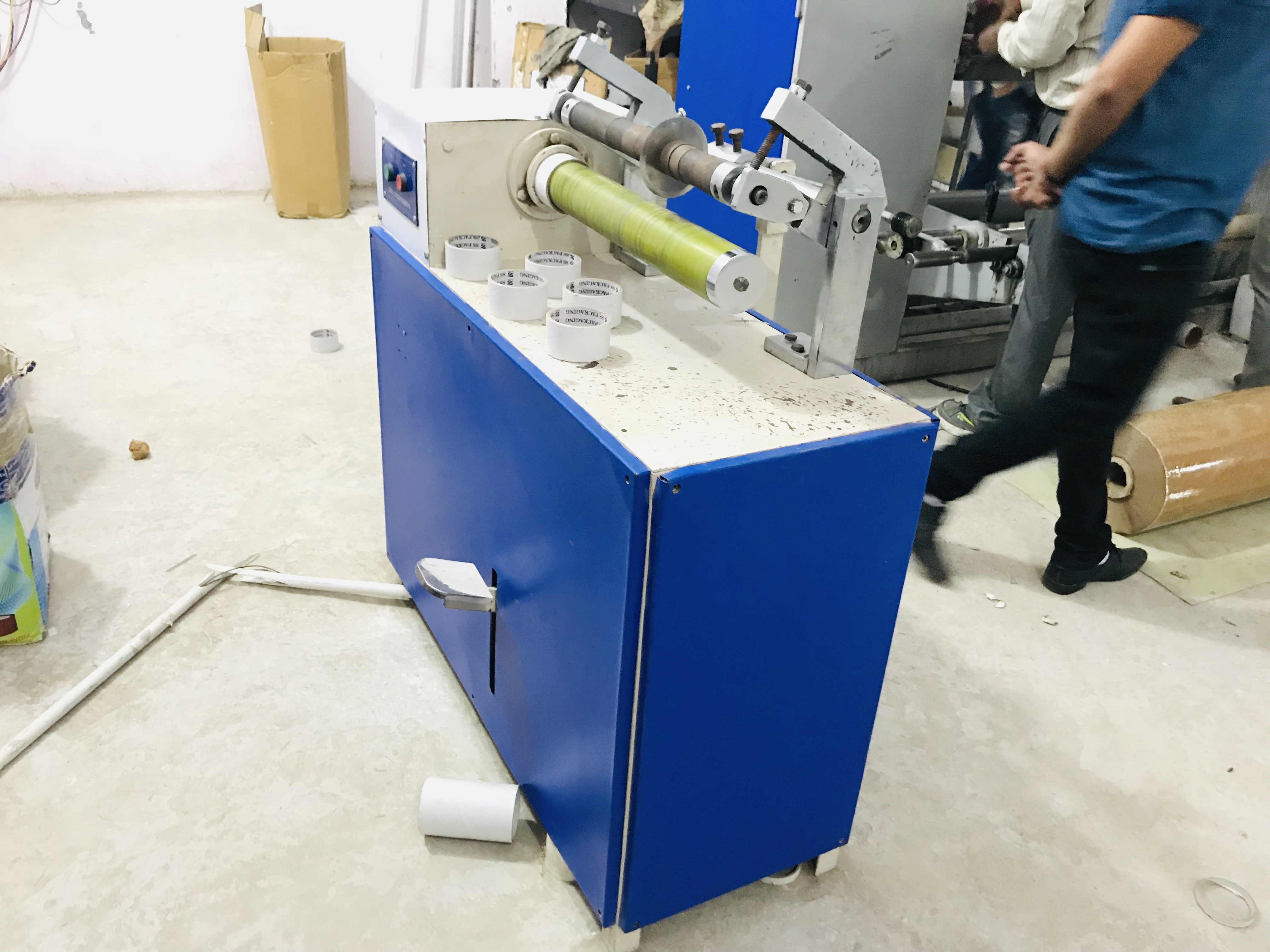 Paper Core Cutting Machine - 12mm To 500mm Cutting Width, 85mm Blade Diameter, 2 H.p.a.c Motor | High Speed, Long Operation Life, Smooth & Noiseless Operations