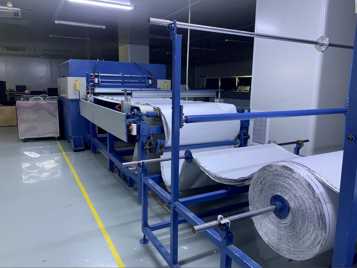 Double Sides Automatic Feeding Hydraulic Cutting Machine - 6380x3060x1530mm, Blue Color, 100 Tons Cutting Force, Full Automatic Control System, High Efficiency, Low Energy Consumption, Ideal For Foam And Plastic