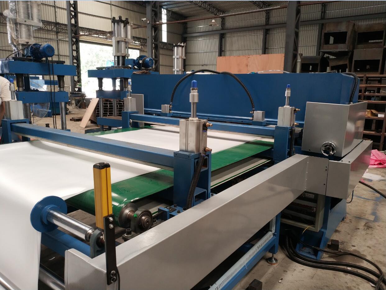 Double Sides Automatic Feeding Hydraulic Cutting Machine - 6380x3060x1530mm, Blue Color, 100 Tons Cutting Force, Full Automatic Control System, High Efficiency, Low Energy Consumption, Ideal For Foam And Plastic