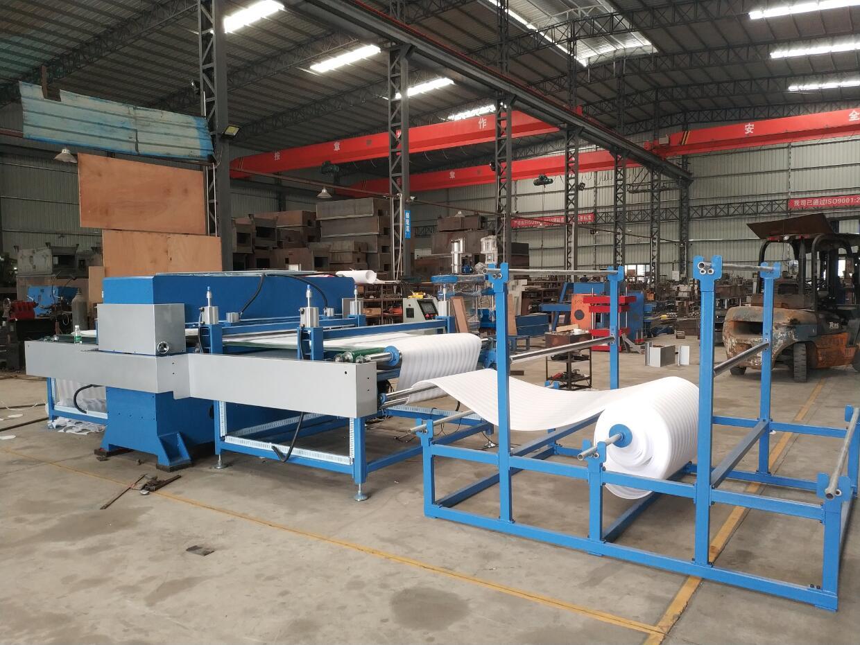 Double Sides Automatic Feeding Hydraulic Cutting Machine - 6380x3060x1530mm, Blue Color, 100 Tons Cutting Force, Full Automatic Control System, High Efficiency, Low Energy Consumption, Ideal For Foam And Plastic