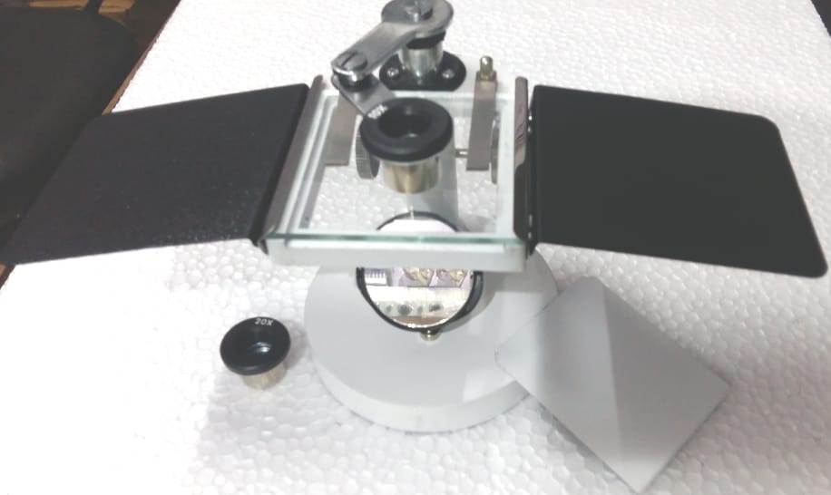 Dissecting Microscope - Bakelite Eyepiece With U Shape Or Round Base | New Biological Microscope, 2.5 Kg Weight