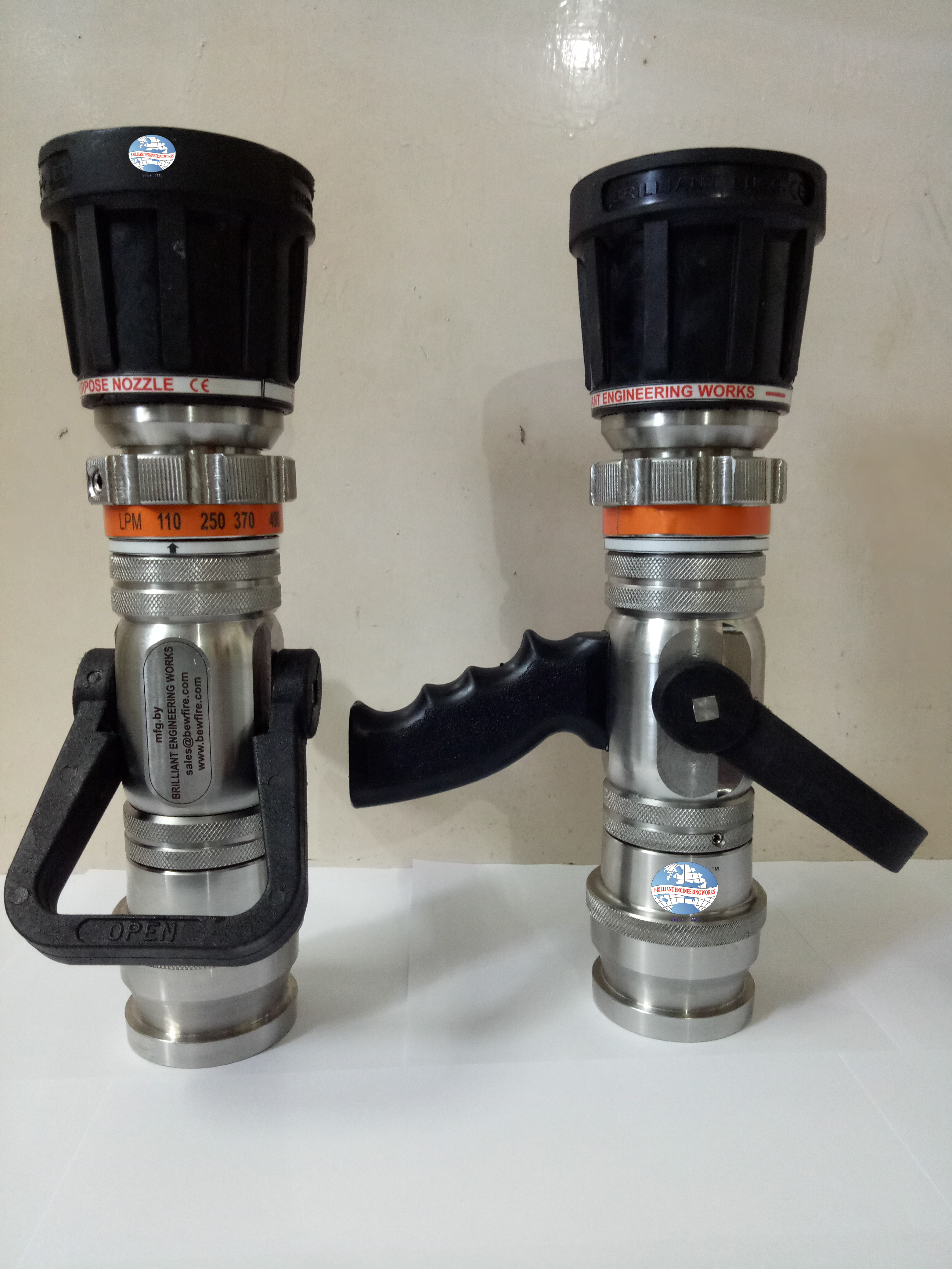 Universal Nozzle - Application: For Fire