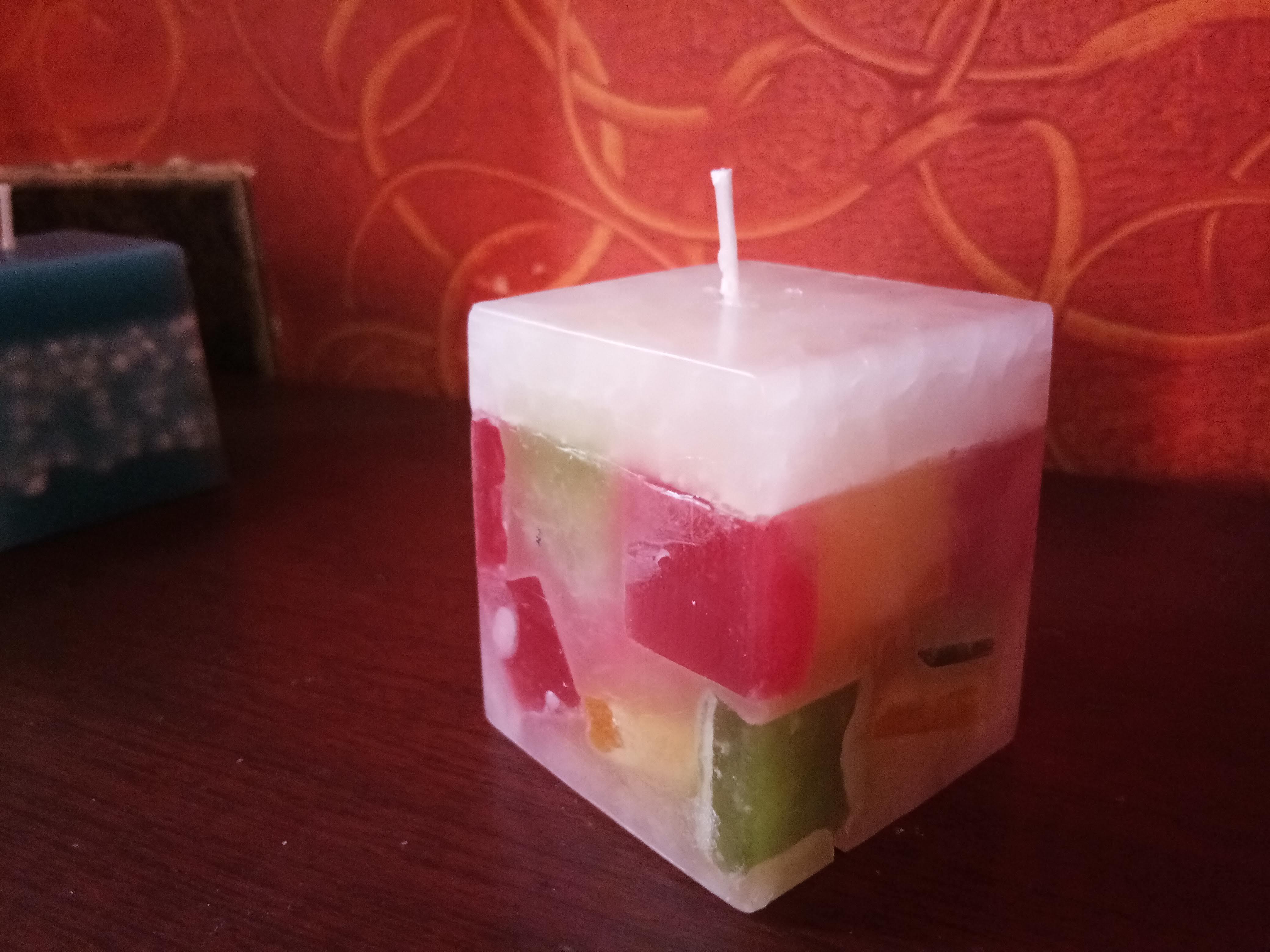 Chunk Candle Burning Time: 6 Hours