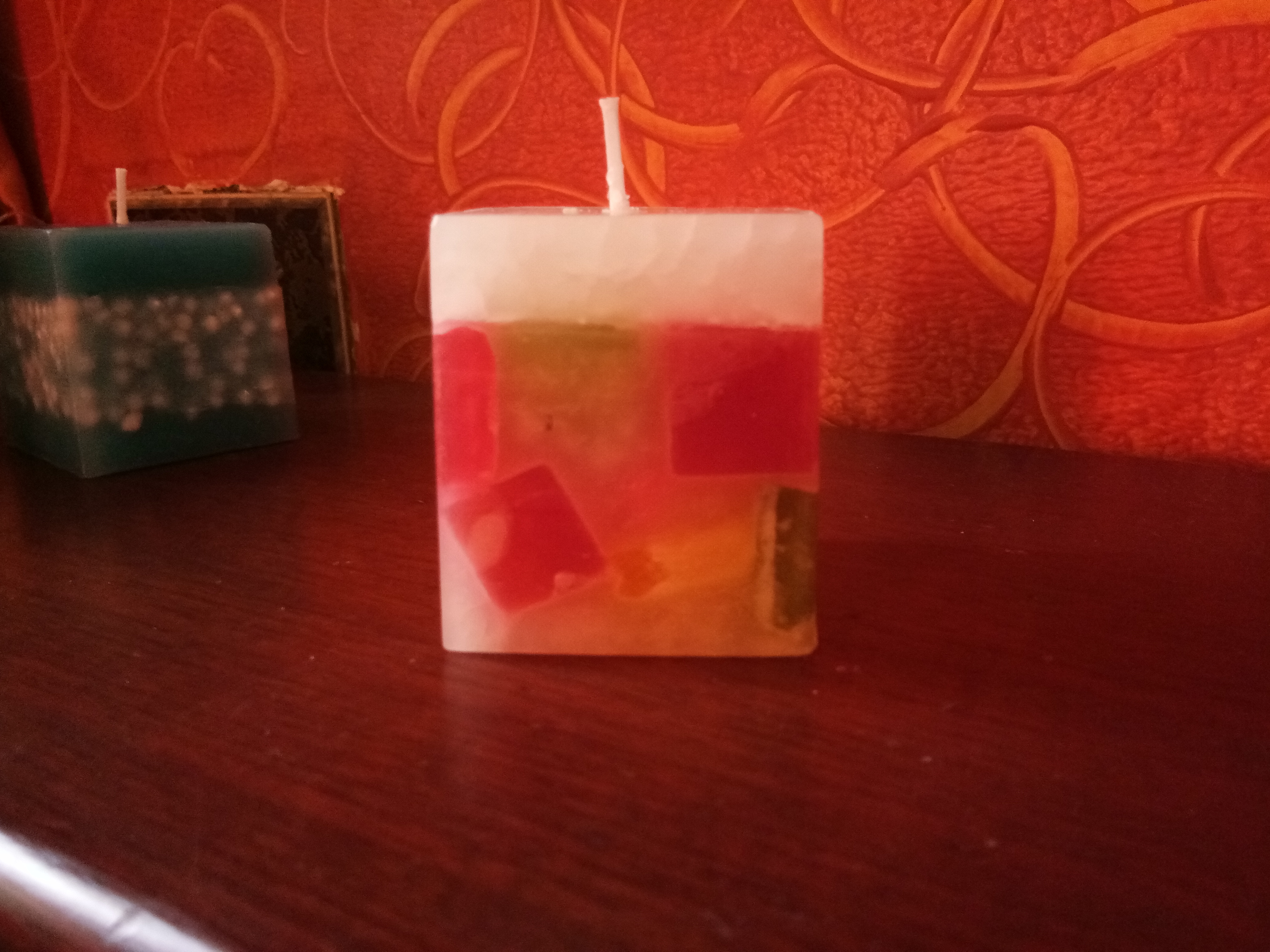 Chunk Candle Burning Time: 6 Hours