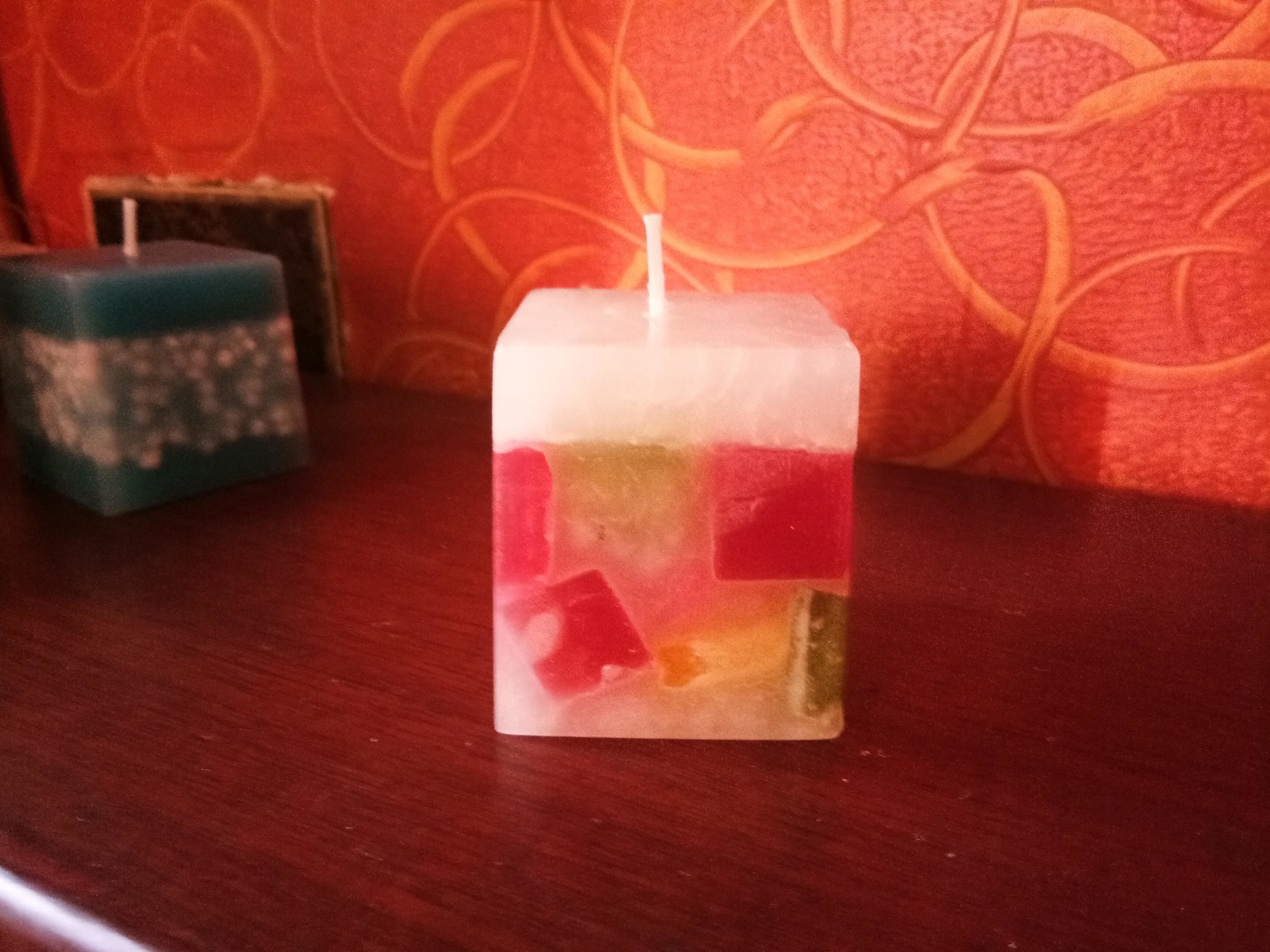Chunk Candle Burning Time: 6 Hours