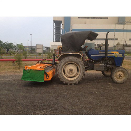 मैक्समेक एमबी 20 हाइड्रोलिक ब्रूमर स्वीपिंग मशीन