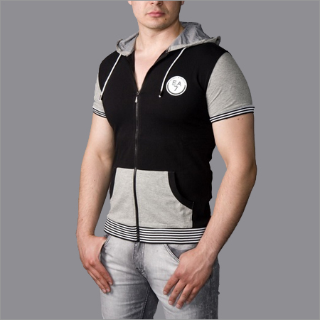 पुरुषों की टी शर्ट