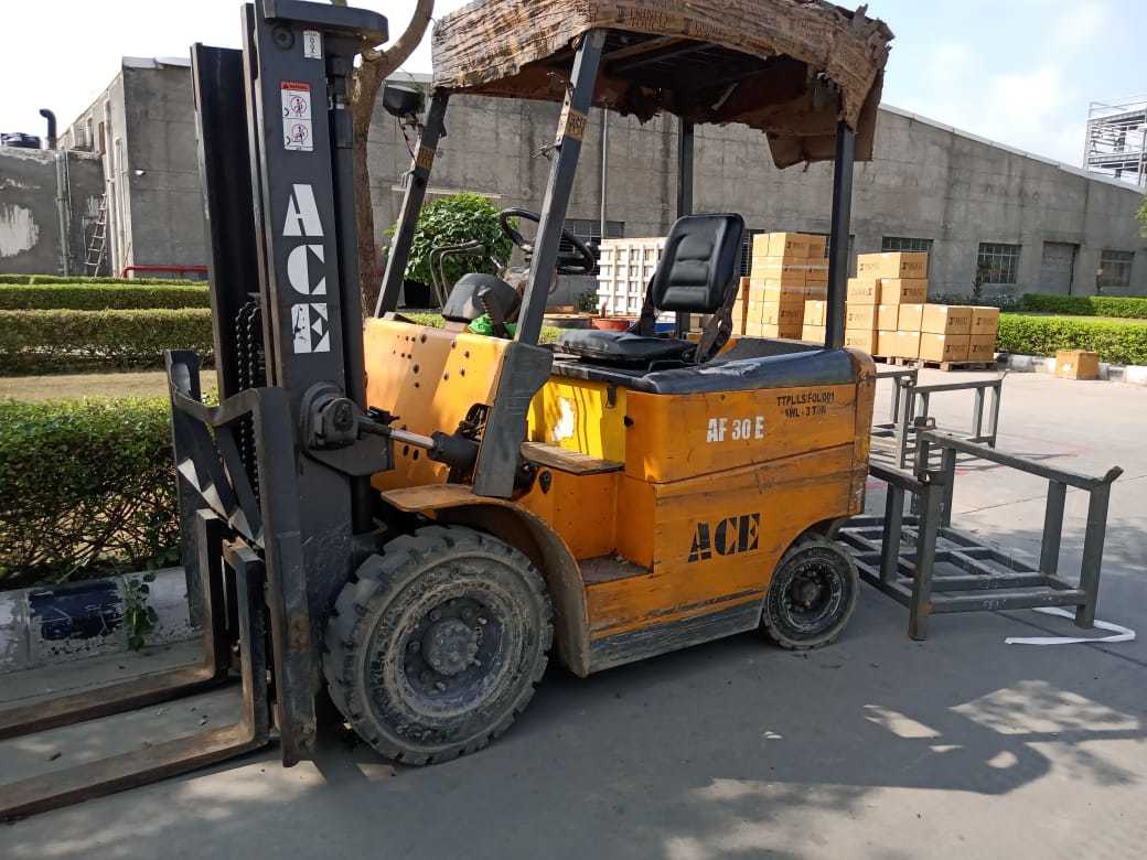 Toyota Battery Operated Forklift - Application: Warehouse