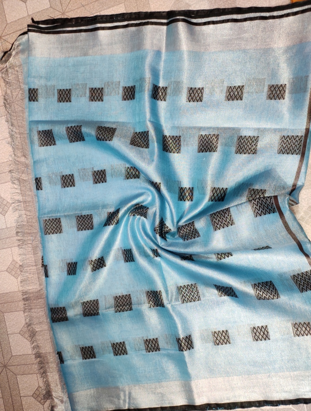 Silk Tissue Linen Sarees
