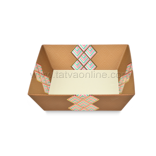 मैट लैमिनेशन गिफ्ट हैम्पर