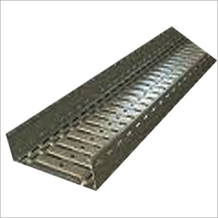 छिद्रित केबल ट्रे