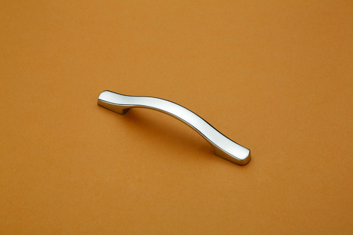 मेटल क्रोम फिनिश कैबिनेट हैंडल