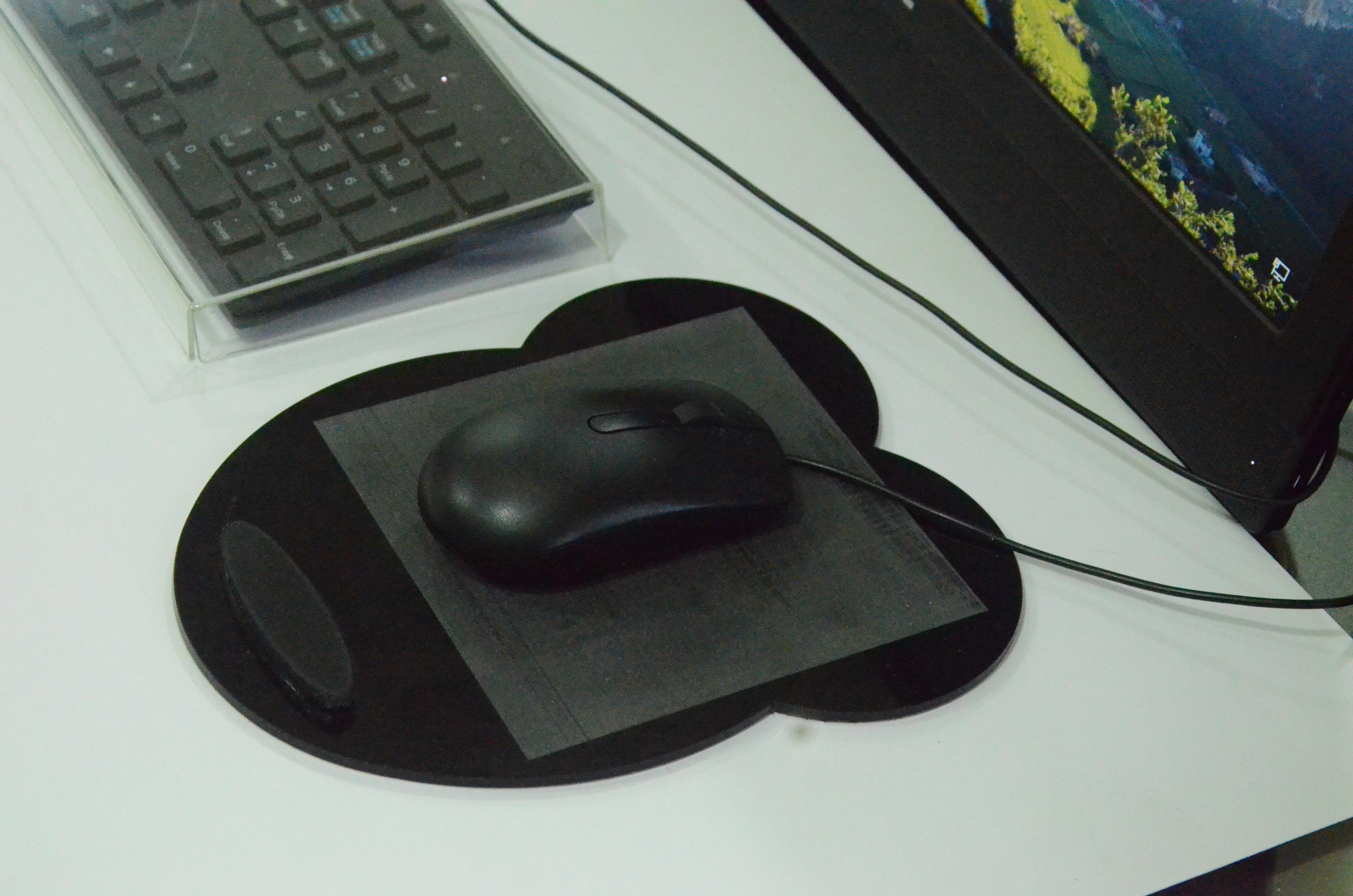 Acrylic Mouse Pad - Imported Acrylic Sheet, Customized Design For Enhanced Mouse Performance | Superior Weathering Properties, Smooth Operation