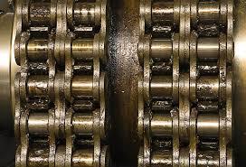 High Temperature Chain Oil - Extreme Performance | Superior Lubrication, Thermal Stability, Anti-Wear Protection