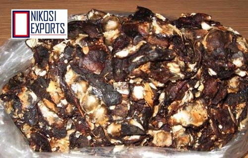 Seedless Tamarind - Dried, 25kg | Brown Color, Grade A, Shelf Life 2 Months, Ideal For Spices And Medicinal Uses