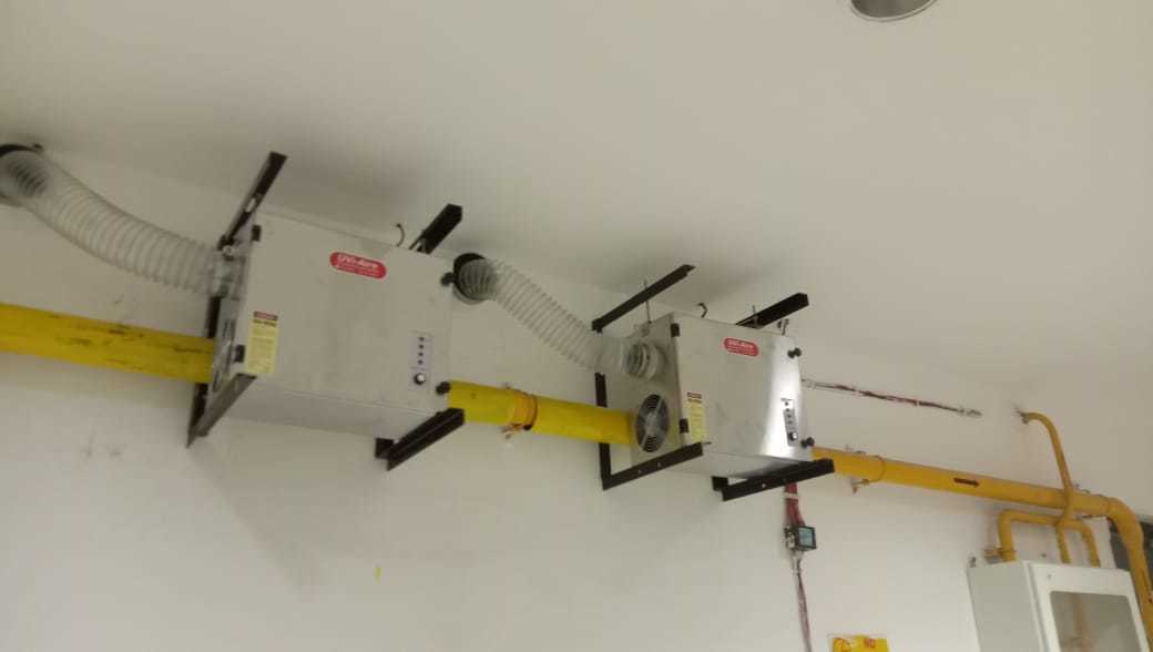 Ozone Generator Dimension(l*w*h): 220*320*425 Millimeter (Mm)