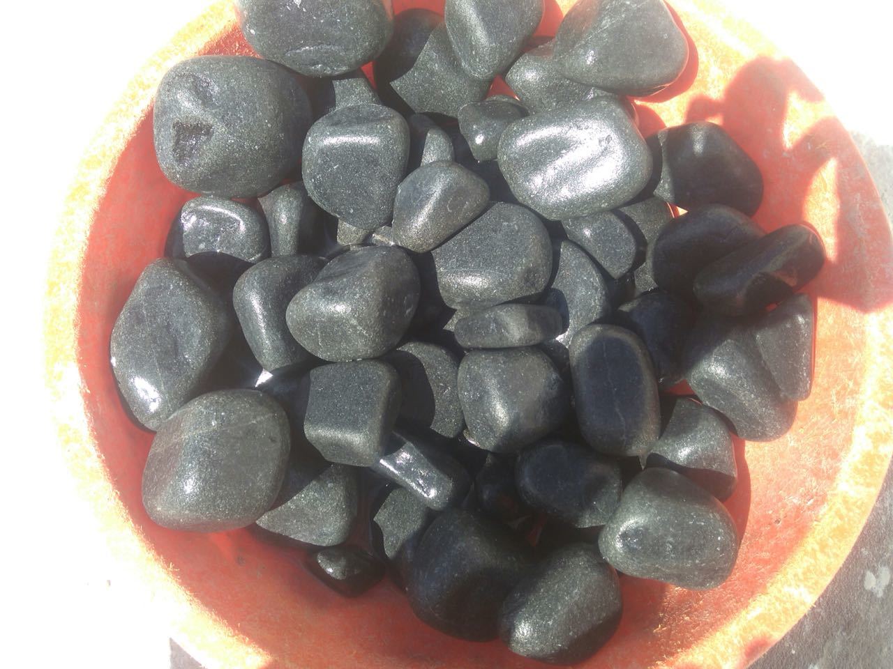 Pebbles - Natural Stone, Various Sizes, Multicolor, Smooth Texture, Round Shape