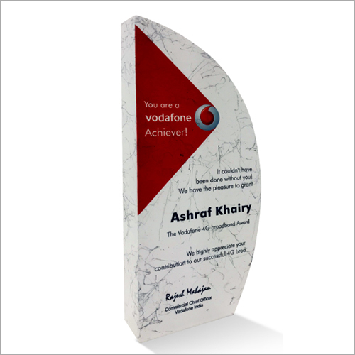 बिज़नेस ट्रॉपीज़