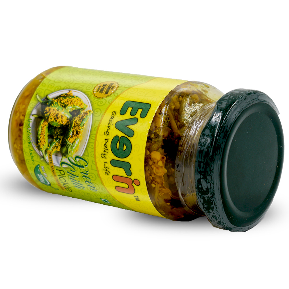 200 Gram Green Chilli Pickle - Glass Jar, 200g Size, Spicy Flavor, 9g Carbohydrates, 5g Fat, 2g Protein, 18 Months Shelf Life, Salt & Spice Taste