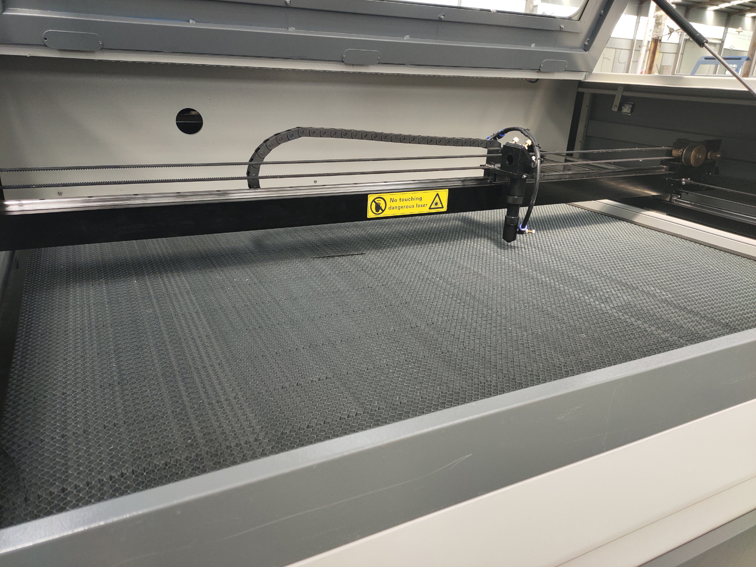 Co2 Laser Engraver - 1600x1000mm Working Area, 80w/100w/130w Power | High Efficiency, Water Cooling, Dsp Control Technology