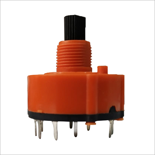 5 Step Rotary Switch - Brass Terminals, 26mm Size, 230V Supply Voltage | Durable Design, 1 Year Warranty