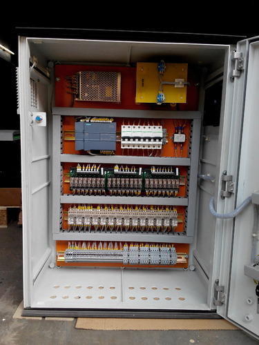 नियंत्रण पैनल