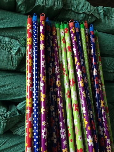 वियतनाम वुडन ब्रूम हैंडल आवेदन: सफाई