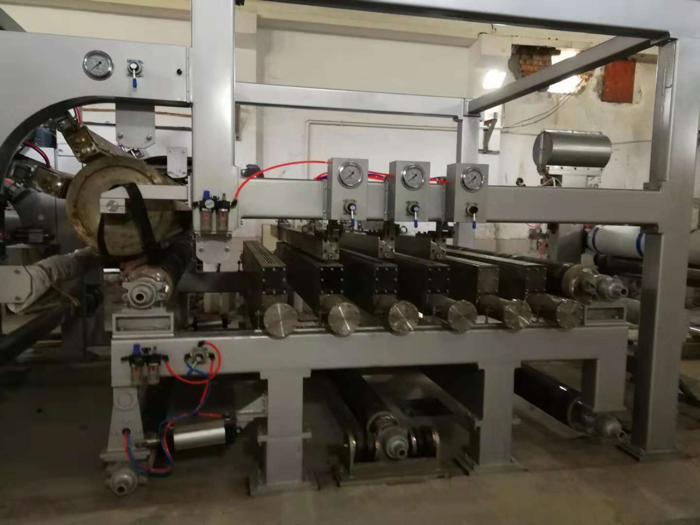 Nonwoven Interlining Production Machine - Color: Blue